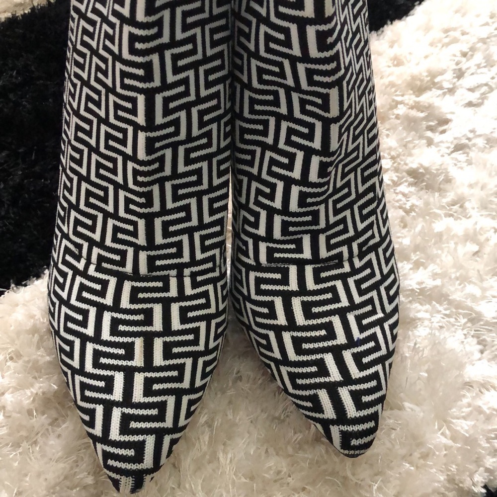 Abstract Print Boot - Picture 5 of 8
